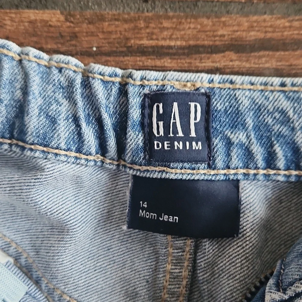 Gap girls mom jeans